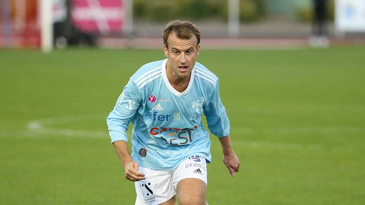 Macron a touché le ballon avec le Variété Club de France