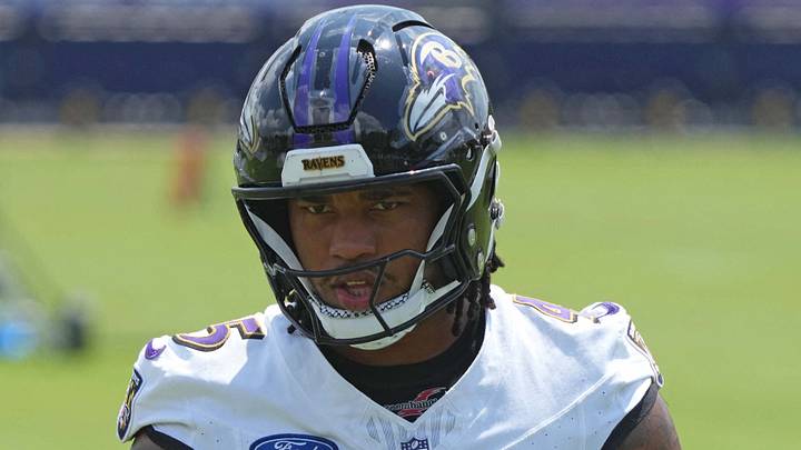 Baltimore Ravens linebacker Mike Green