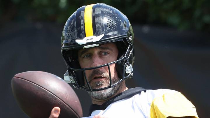 Pittsburgh Steelers quarterback Aaron Rodgers Pittsburgh Steelers quarterback Aaron Rodgers