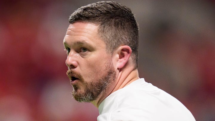 Oregon head coach Dan Lanning takes the field as the Oregon Ducks face the Indiana Hoosiers in the Peach Bowl on Jan. 9, 2026, at Mercedes-Benz Stadium in Atlanta, Georgia. Oregon head coach Dan Lanning takes the field as the Oregon Ducks face the Indiana Hoosiers in the Peach Bowl on Jan. 9, 2026, at Mercedes-Benz Stadium in Atlanta, Georgia.