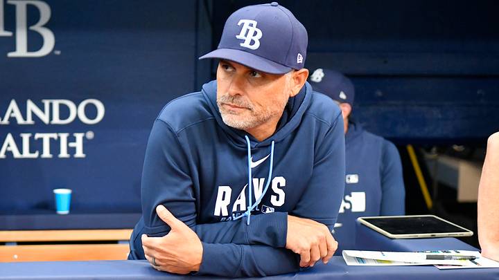 Jul 10, 2026; St. Petersburg, Florida, USA; Tampa Bay Rays manager Kevin Cash (16) looks at the scoreboard during the third inning against Seattle Mariners at Tropicana Field. Mandatory Credit: Pablo Robles-Imagn Images Jul 10, 2026; St. Petersburg, Florida, USA; Tampa Bay Rays manager Kevin Cash (16) looks at the scoreboard during the third inning against Seattle Mariners at Tropicana Field. Mandatory Credit: Pablo Robles-Imagn Images