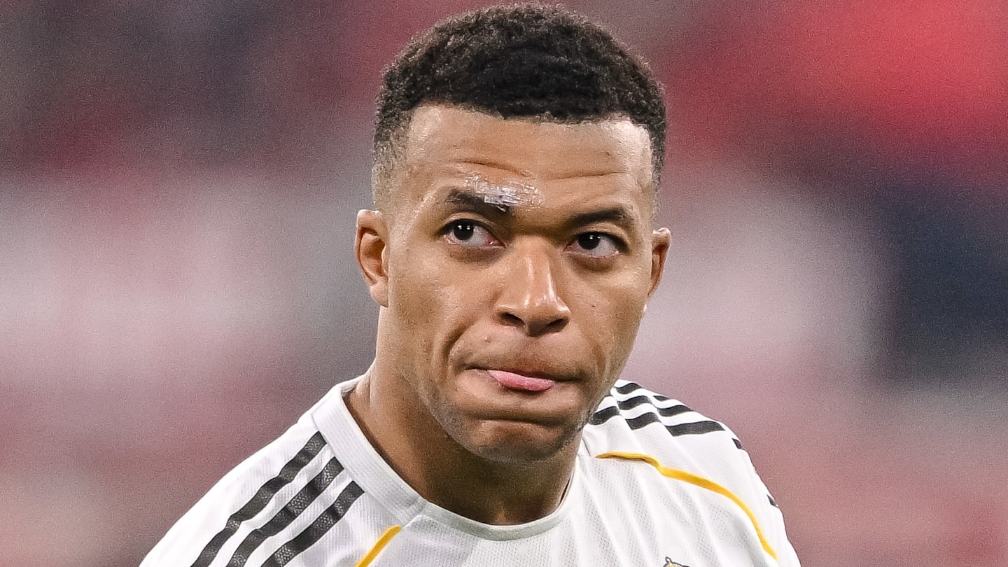 Real Madrid : La compo probable des Merengue face à Alavés dévoilée avec Mbappé titulaire