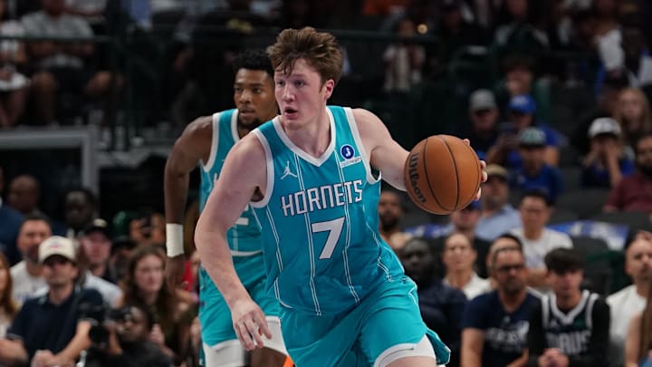 Oct 11, 2025; Dallas, Texas, USA; Charlotte Hornets guard/forward Kon Knueppel (7) dribbles up court against the Dallas Mavericks in the first half of a game at American Airlines Center. Mandatory Credit: Raymond Carlin III-Imagn Images Oct 11, 2025; Dallas, Texas, USA; Charlotte Hornets guard/forward Kon Knueppel (7) dribbles up court against the Dallas Mavericks in the first half of a game at American Airlines Center. Mandatory Credit: Raymond Carlin III-Imagn Images