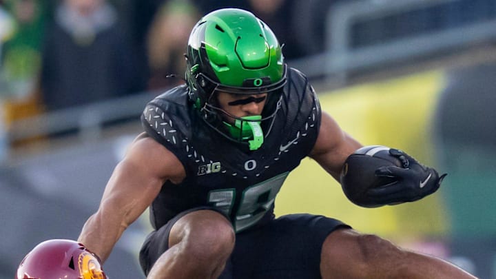 Oregon tight end Kenyon Sadiq