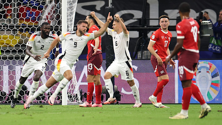 Deutschland schaffte mit dem späten 1:1 gegen die Schweiz den Gruppensieg