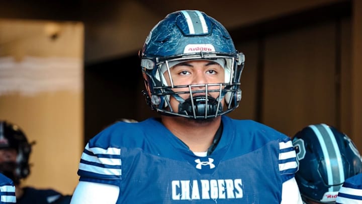 Draper (Utah) Corner Canyon four-star IOL and USC Trojans commit Esun Tafa/ @esuntafaa