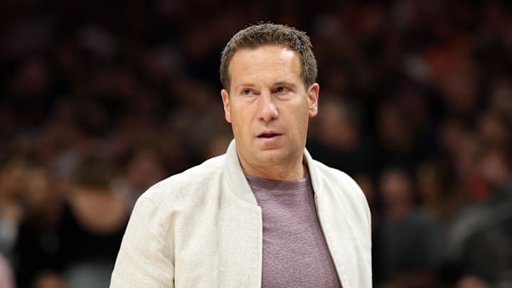 Nov 6, 2025; Phoenix, Arizona, USA; Phoenix Suns owner Mat Ishbia against the Los Angeles Clippers at the Mortgage Matchup Center. Mandatory Credit: Mark J. Rebilas-Imagn Images
Nov 6, 2025; Phoenix, Arizona, USA; Phoenix Suns owner Mat Ishbia against the Los Angeles Clippers at the Mortgage Matchup Center. Mandatory Credit: Mark J. Rebilas-Imagn Images