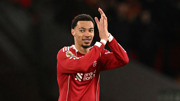 Hugo Ekitiké et Liverpool affrontent Leeds en Premier League Hugo Ekitiké et Liverpool affrontent Leeds en Premier League