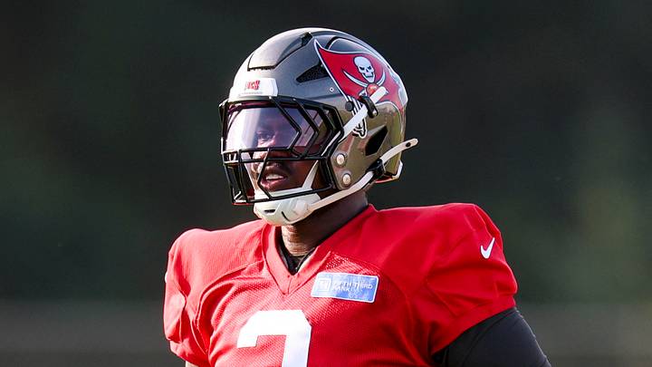 Tampa Bay Buccaneers linebacker Rueben Bain Jr. (3)  participates in training camp at AdventHealth Training Center. 