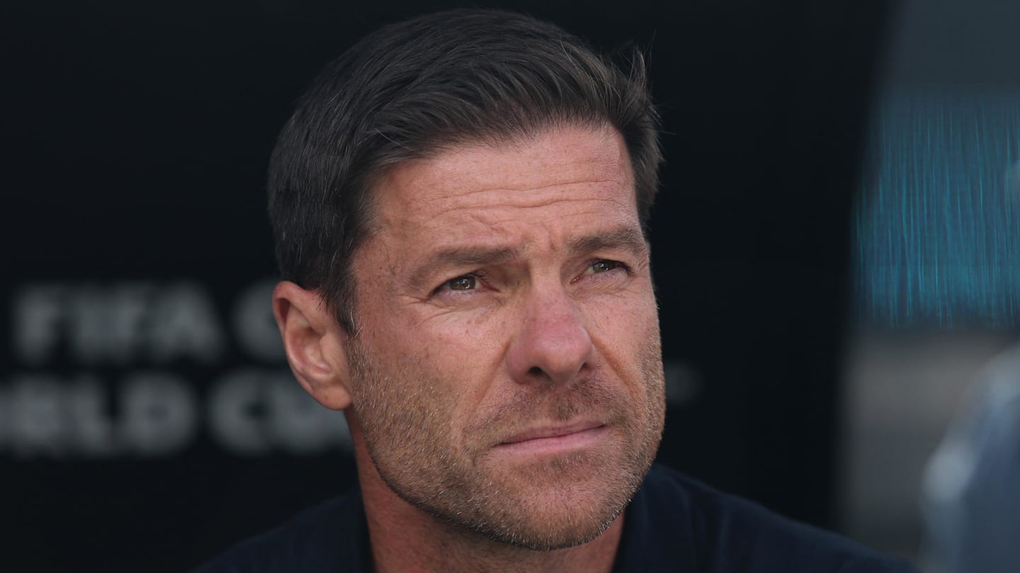 UFC legend shares message of support for Xabi Alonso after shocking Real Madrid exit