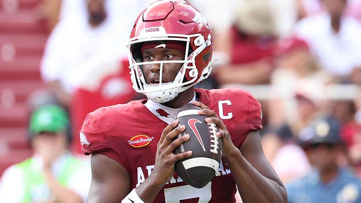 Arkansas Razorbacks quarterback KJ Jackson (7) drops back to pass against the North Alabama Lions during the first quarter at Donald W. Reynolds Razorback Stadium. Arkansas Razorbacks quarterback KJ Jackson (7) drops back to pass against the North Alabama Lions during the first quarter at Donald W. Reynolds Razorback Stadium.