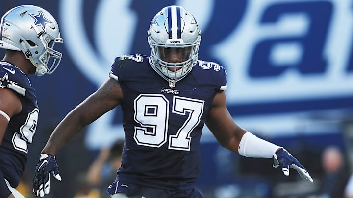 Dallas Cowboys v Los Angeles Rams