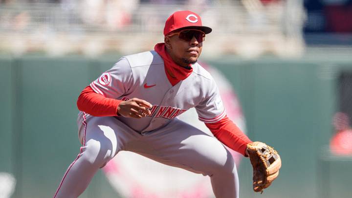 Cincinnati Reds third baseman Ke'bryan Hayes (3) awaits the pitch