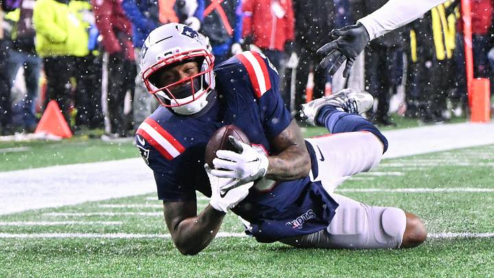 Jan 18, 2026; Foxborough, MA, USA; New England Patriots wide receiver Kayshon Boutte (9) catches the ball for a touchdown in the fourth quarter against the Houston Texans in an AFC Divisional Round game at Gillette Stadium. Mandatory Credit: Brian Fluharty-Imagn Images Jan 18, 2026; Foxborough, MA, USA; New England Patriots wide receiver Kayshon Boutte (9) catches the ball for a touchdown in the fourth quarter against the Houston Texans in an AFC Divisional Round game at Gillette Stadium. Mandatory Credit: Brian Fluharty-Imagn Images