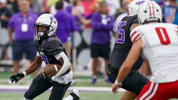 Brownsburg continues to run away from the competition each week as the Bulldogs maintain the top position in the Indiana High School Football Top 25 State Rankings. Brownsburg continues to run away from the competition each week as the Bulldogs maintain the top position in the Indiana High School Football Top 25 State Rankings.