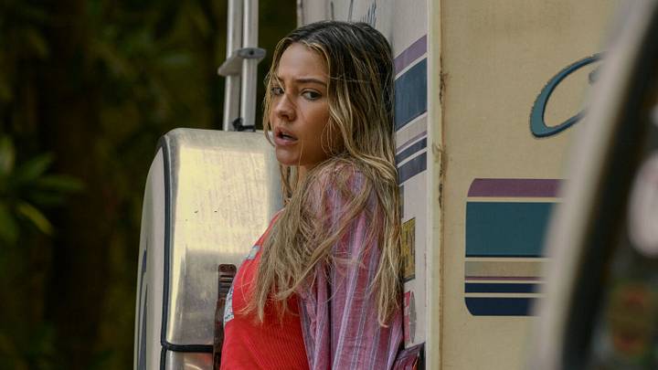 Outer Banks. Madelyn Cline as Sarah Cameron in episode 506 of Outer Banks
