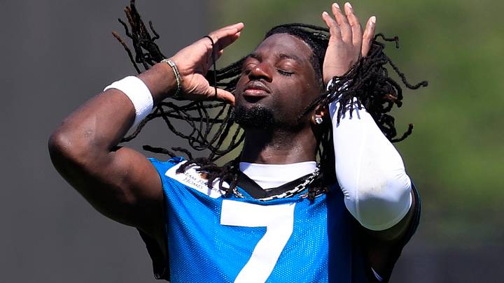 Jacksonville Jaguars wide receiver Brian Thomas Jr. (7) flips his hair during the third day of minicamp at the Miller Electric Center, Thursday, June 11, 2026, in Jacksonville, Fla.