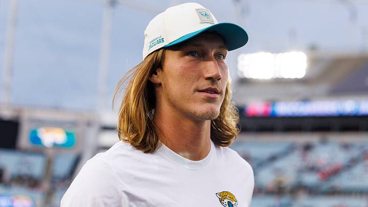 Aug 28, 2026; Jacksonville, Florida, USA; Jacksonville Jaguars quarterback Trevor Lawrence (16) before the game against the Tampa Bay Buccaneers at EverBank Stadium. Mandatory Credit: Morgan Tencza-Imagn Images Aug 28, 2026; Jacksonville, Florida, USA; Jacksonville Jaguars quarterback Trevor Lawrence (16) before the game against the Tampa Bay Buccaneers at EverBank Stadium. Mandatory Credit: Morgan Tencza-Imagn Images
