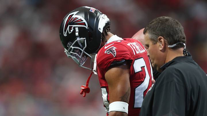 Atlanta Falcons cornerback A.J. Terrell Jr. was injured against the Steelers and left early vs. the Carolina Panthers. Atlanta Falcons cornerback A.J. Terrell Jr. was injured against the Steelers and left early vs. the Carolina Panthers.