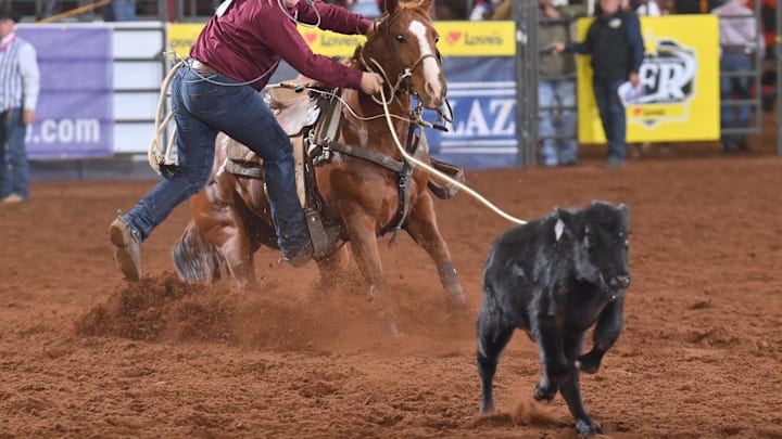 A tie down roper at IFR55