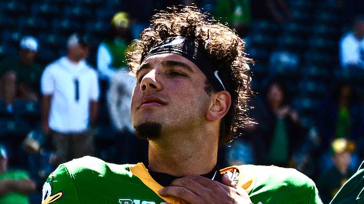 Oregon Ducks quarterback Dylan Raiola Oregon Ducks quarterback Dylan Raiola