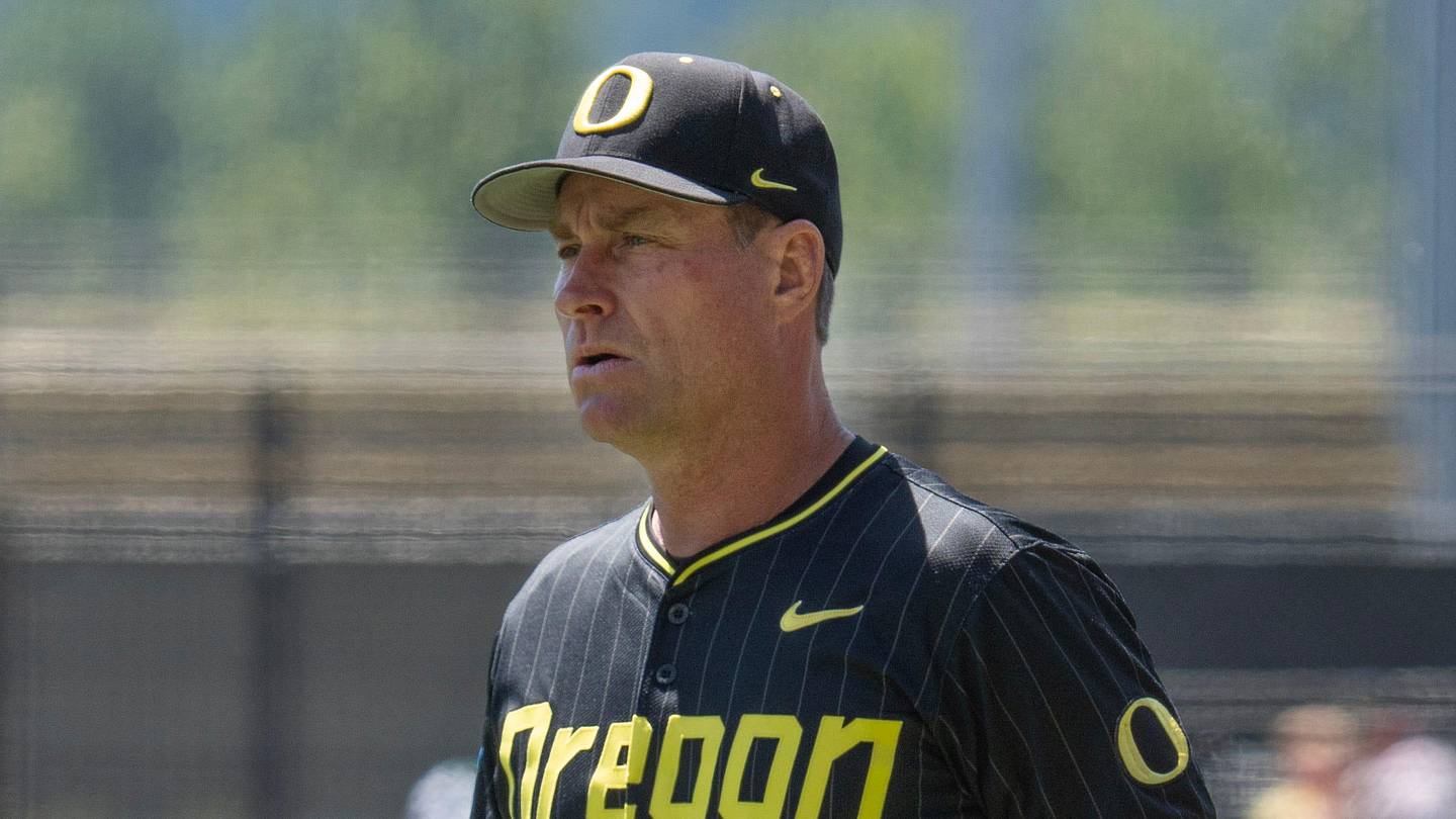 Oregon Ducks vs. Oregon State Beavers: Live Score Updates for Eugene Regional Final