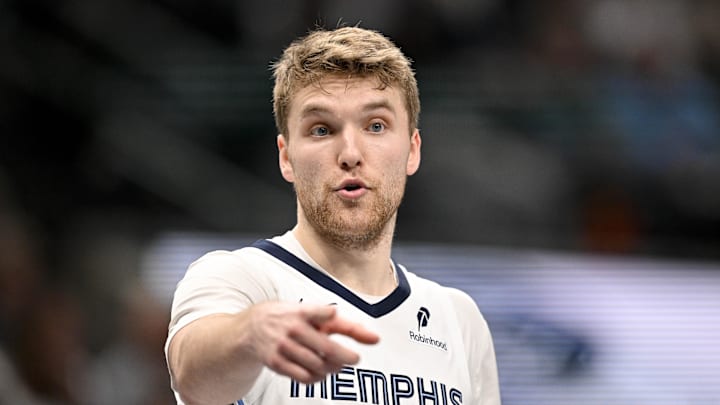 Feb 27, 2026; Dallas, Texas, USA; Memphis Grizzlies guard Cam Spencer (24) points to his teammates during the second quarter against the Dallas Mavericks at the American Airlines Center. Mandatory Credit: Jerome Miron-Imagn Images