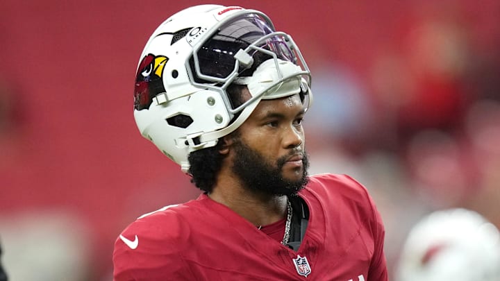 Arizona Cardinals quarterback Kyler Murray (1) walks the field before their preseason game against the Kansas City Chiefs at State Farm Stadium on Aug. 9, 2025.