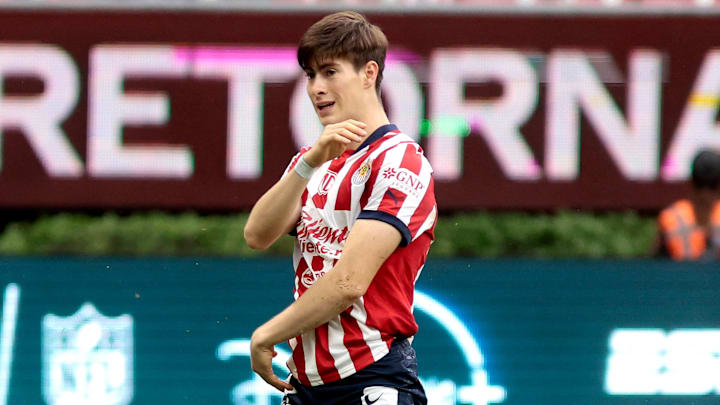 Armando 'La Hormiga' González reapareció en redes sociales para informar que volvió a los trabajos físicos