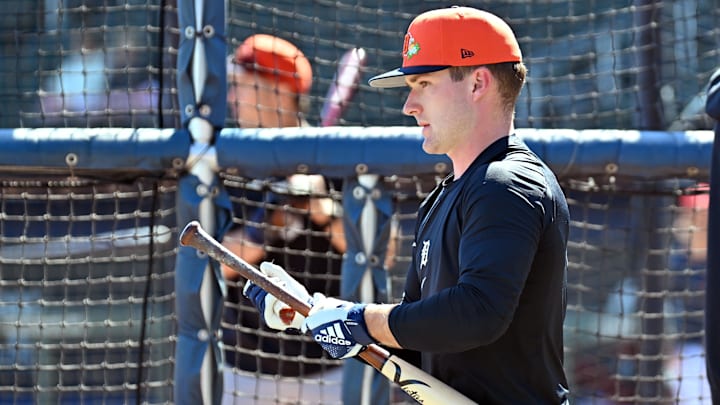 Detroit Tigers shortstop Kevin McGonigle prepares to take batting practice.