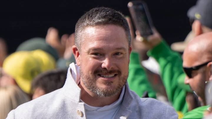 oregon ducks coach dan lanning oregon ducks coach dan lanning