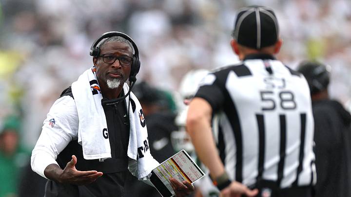 New York Jets head coach Aaron Glenn New York Jets head coach Aaron Glenn