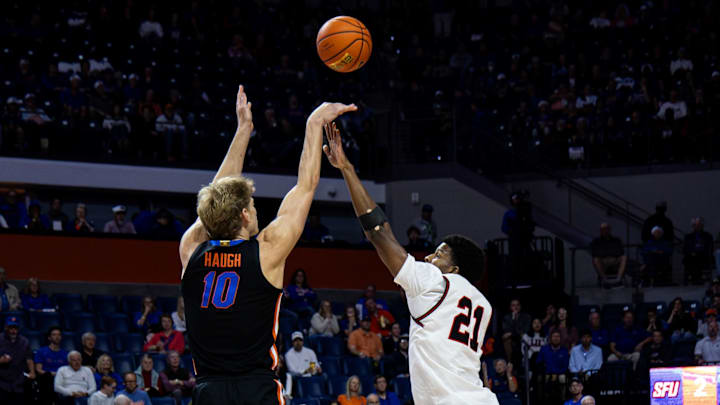 The Florida Gators throttled Saint Francis as six players scored in double figures. The Florida Gators throttled Saint Francis as six players scored in double figures.