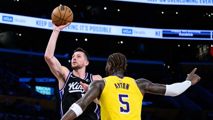 Oct 17, 2025; Los Angeles, California, USA; Sacramento Kings forward/center Drew Eubanks (19) shoots during the first half against the Los Angeles Lakers at Crypto.com Arena. Mandatory Credit: William Liang-Imagn Images Oct 17, 2025; Los Angeles, California, USA; Sacramento Kings forward/center Drew Eubanks (19) shoots during the first half against the Los Angeles Lakers at Crypto.com Arena. Mandatory Credit: William Liang-Imagn Images