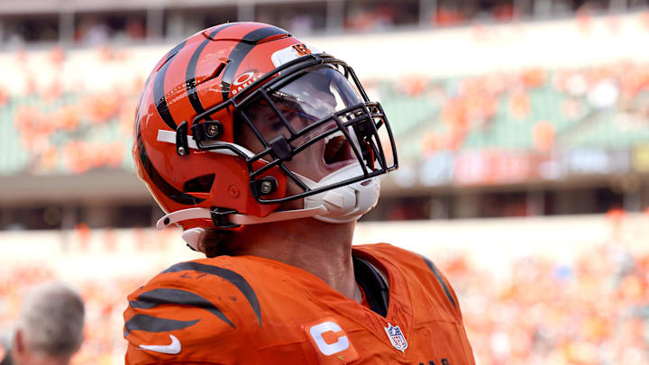 Sep 14, 2025; Cincinnati, Ohio, USA;  Cincinnati Bengals defensive end Trey Hendrickson (91) celebrates the win after the game against the Jacksonville Jaguars at Paycor Stadium. Mandatory Credit: Joseph Maiorana-Imagn Images