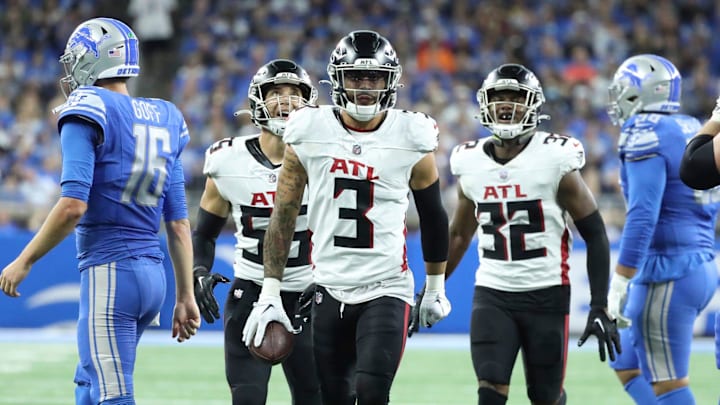 The Detroit Lions take on the Atlanta Falcons at Mercedes-Benz Stadium on Friday night. 