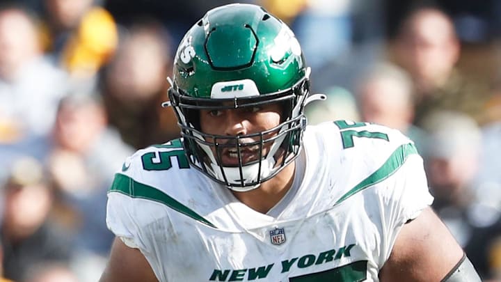 New York Jets - offensive guard Alijah Vera-Tucker 