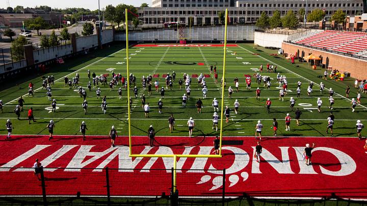 Cincinnati Bearcats stretch during Cincinnati Bearcats football practice Wednesday, July 31, 2019, at the University of Cincinnati.
Cincinnati Bearcats 79 Cincinnati Bearcats stretch during Cincinnati Bearcats football practice Wednesday, July 31, 2019, at the University of Cincinnati.
Cincinnati Bearcats 79