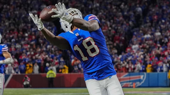 Nov 17, 2024; Orchard Park, New York, USA; Buffalo Bills wide receiver Amari Cooper (18) makes a catch against the Kansas City Chiefs during the first half at Highmark Stadium. Mandatory Credit: Gregory Fisher-Imagn Images