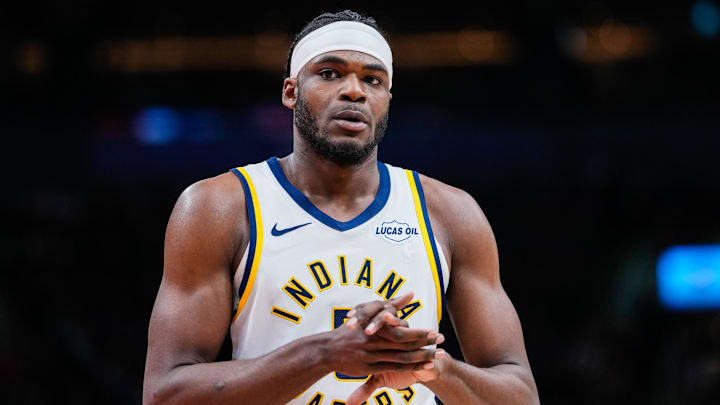 Indiana Pacers forward Jarace Walker (5) looks on against the Toronto Raptors at Scotiabank Arena. Indiana Pacers forward Jarace Walker (5) looks on against the Toronto Raptors at Scotiabank Arena.