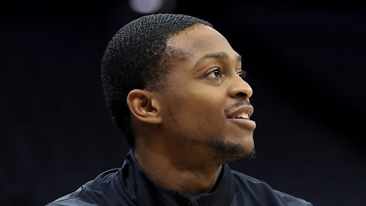 Dec 16, 2024; Sacramento, California, USA; Sacramento Kings guard De'Aaron Fox (5) warms up before the game against the Denver Nuggets at Golden 1 Center. Mandatory Credit: Sergio Estrada-Imagn Images