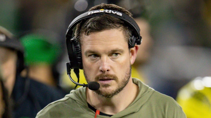 Oregon head coach Dan Lanning breaks from a huddle as the No. 6 Oregon Ducks host the USC Trojans Saturday, Nov. 11, 2023, at Autzen Stadium in Eugene, Ore. Oregon head coach Dan Lanning breaks from a huddle as the No. 6 Oregon Ducks host the USC Trojans Saturday, Nov. 11, 2023, at Autzen Stadium in Eugene, Ore.