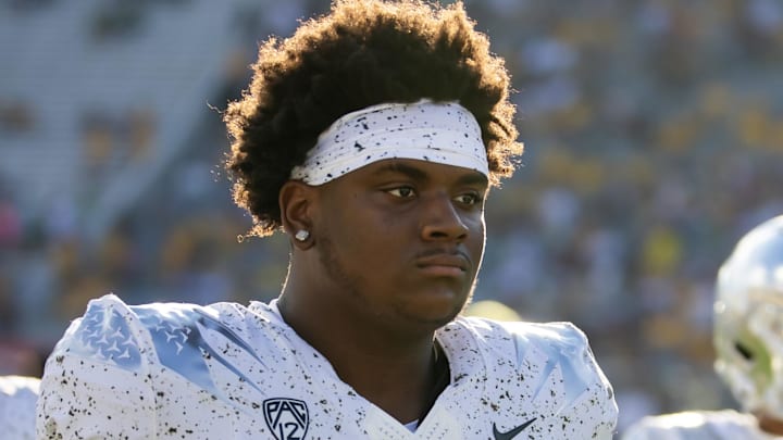 Nov 18, 2023; Tempe, Arizona, USA; Oregon Ducks defensive lineman A'Mauri Washington (58) against the Arizona State Sun Devils at Mountain America Stadium. Mandatory Credit: Mark J. Rebilas-Imagn Images