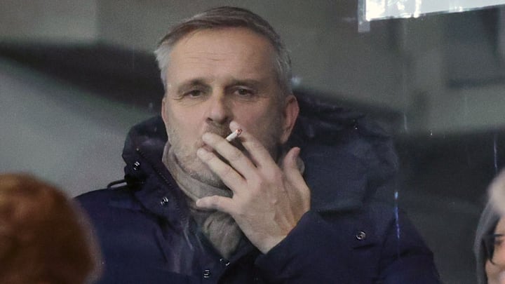 Dietmar Hamann gönnt sich 'ne Fluppe