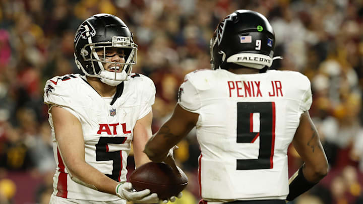 Drake London and Michael Penix Jr.