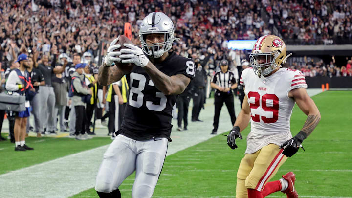 San Francisco 49ers v Las Vegas Raiders