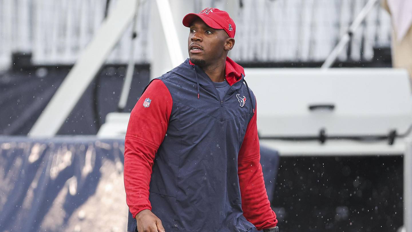 Two Texans Who May Have Just Lost Their Jobs After the Draft