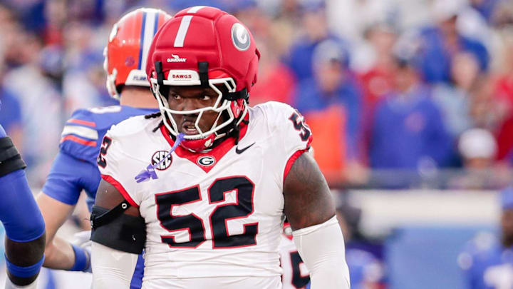 Georgia Bulldogs defensive lineman Christen Miller Georgia Bulldogs defensive lineman Christen Miller