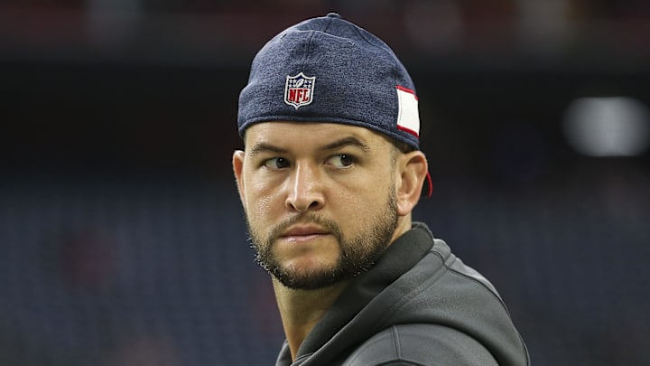 Former Alabama Crimson Tide quarterback AJ McCarron made the case that coach Kalen DeBoer doesn't deserve all the blame after his team's Week 1 loss to Florida State Former Alabama Crimson Tide quarterback AJ McCarron made the case that coach Kalen DeBoer doesn't deserve all the blame after his team's Week 1 loss to Florida State