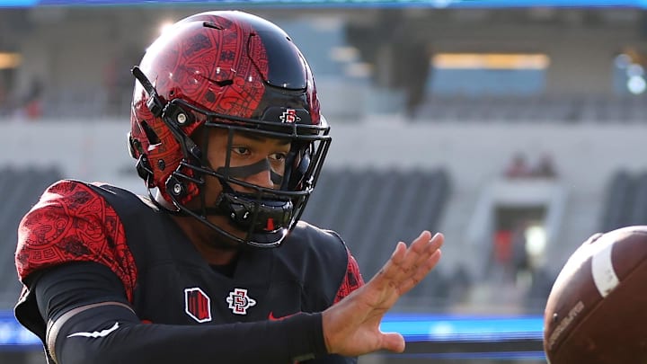San Diego State Aztecs cornerback Chris Johnson (1) warms up before the game against Hawaii.